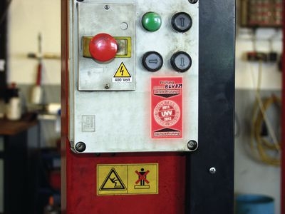 Anwendungsbild fluoreszierende Grundplakette