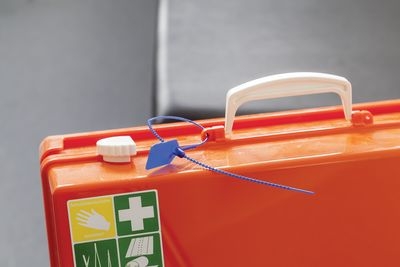 Kunststoff-Durchziehplombe PULL TITE, blau, mit Lasche zur individuellen Beschriftung