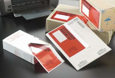 Lieferscheintaschen in praktischer Spenderbox