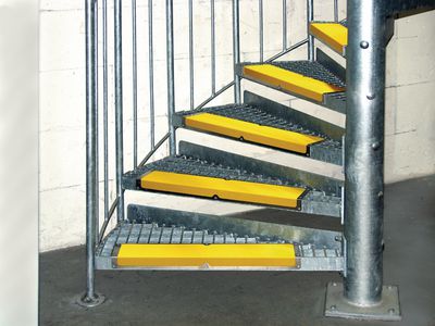 Stufenkantenprofil zum Aufschrauben